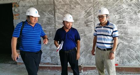 唐峰率隊(duì)到匯金·時(shí)代廣場工程項(xiàng)目開展第三季度安全質(zhì)量大檢查