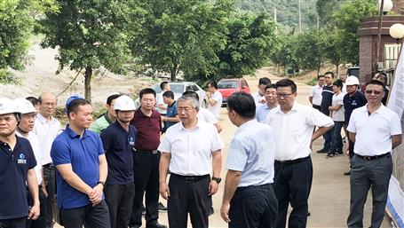 劉可一行到靜脈產(chǎn)業(yè)園項目進(jìn)行視察