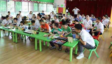 冶建青年走進(jìn)兒童福利院，帶去愛的“綠動(dòng)”