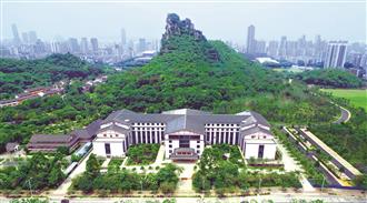 國(guó)家優(yōu)質(zhì)工程：柳州市老年活動(dòng)中心及1、2號(hào)門(mén)衛(wèi)室工程